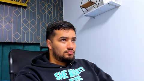 Snapshot of mathews_colton1 chatting on 01/15/26, 11:48 Mathews online show from 01/15/26, 11:48