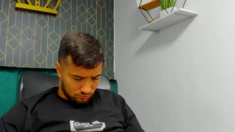 Snapshot of mathews_colton1 chatting on 04/06/26, 11:22 Mathews online show from 04/06/26, 11:22