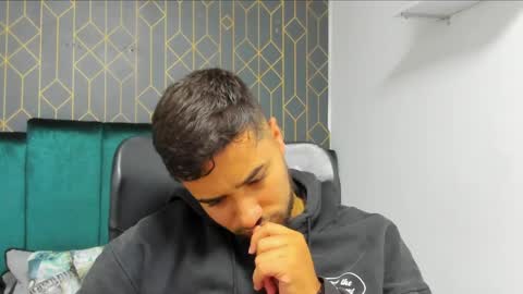 Snapshot of mathews_colton1 chatting on 04/07/26, 11:43 Mathews online show from 04/07/26, 11:43