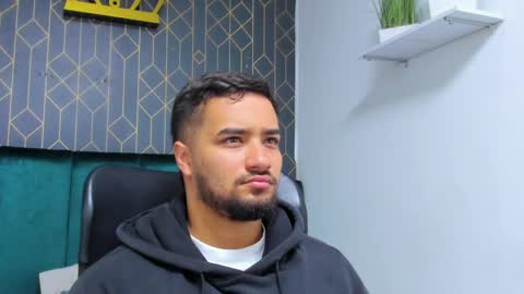 Snapshot of mathews_colton1 chatting on 04/08/26, 11:21 Mathews online show from 04/08/26, 11:21