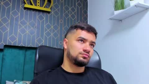 Snapshot of mathews_colton1 chatting on 04/13/26, 11:48 Mathews online show from 04/13/26, 11:48