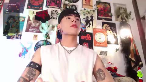 Snapshot of mathewth chatting on 12/30/24, 02:20 Mathew online show from 12/30/24, 02:20