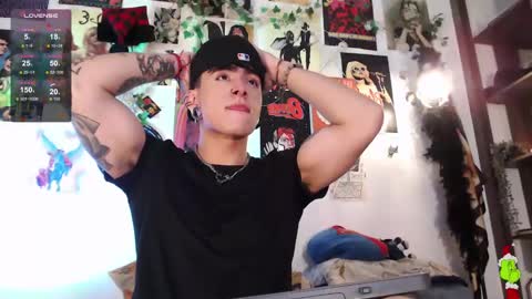 Snapshot of mathewth chatting on 01/10/25, 02:35 Mathew online show from 01/10/25, 02:35