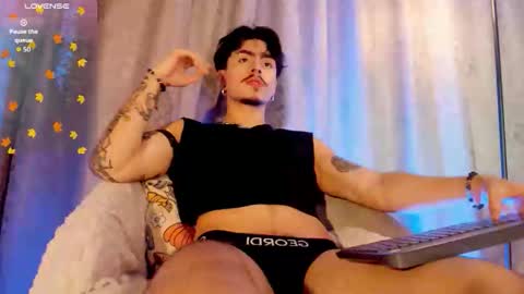 Snapshot of mathewth chatting on 12/13/25, 11:54 Mathew online show from 12/13/25, 11:54