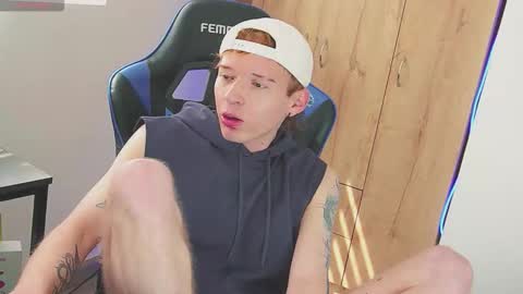 Alejandro Alex online show from 11/30/25, 06:23