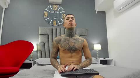 Matias Son online show from 01/04/25, 07:44