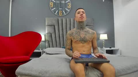 Matias Son online show from 01/04/25, 10:45