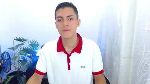 Snapshot of matiius18 chatting on 09/18/25, 01:57 Matias online show from 09/18/25, 01:57