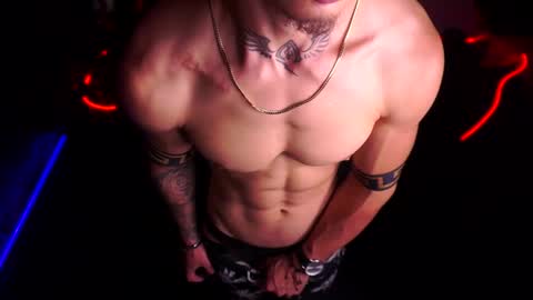 Snapshot of matiusdf chatting on 12/18/24, 07:41 matius online show from 12/18/24, 07:41