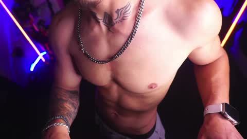 Snapshot of matiusdf chatting on 03/23/26, 05:22 matius online show from 03/23/26, 05:22