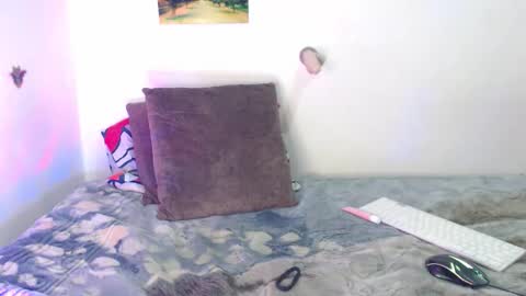 Snapshot of matraves chatting on 10/02/25, 11:17 matraves online show from 10/02/25, 11:17