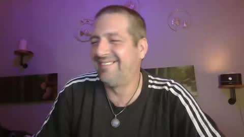 Snapshot of matrike1 chatting on 02/17/25, 06:15 matrike1 online show from 02/17/25, 06:15