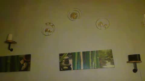 Snapshot of matrike1 chatting on 02/21/25, 05:31 matrike1 online show from 02/21/25, 05:31