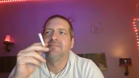 Snapshot of matrike1 chatting on 02/22/25, 07:25 matrike1 online show from 02/22/25, 07:25