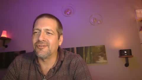 Snapshot of matrike1 chatting on 02/24/25, 10:14 matrike1 online show from 02/24/25, 10:14