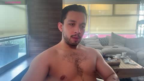 Snapshot of matt_artim chatting on 03/04/25, 01:49 The Matt Leon online show from 03/04/25, 01:49