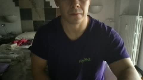 mattbull20 online show from 10/04/25, 01:20