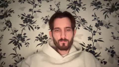 Snapshot of mattcarta chatting on 01/14/25, 01:15 mattcarta online show from 01/14/25, 01:15