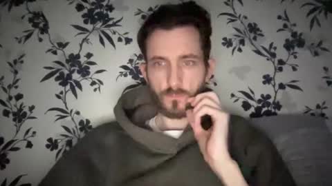 Snapshot of mattcarta chatting on 01/29/25, 01:07 mattcarta online show from 01/29/25, 01:07