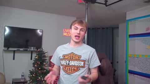 Matt Cash online show from 12/25/24, 02:03