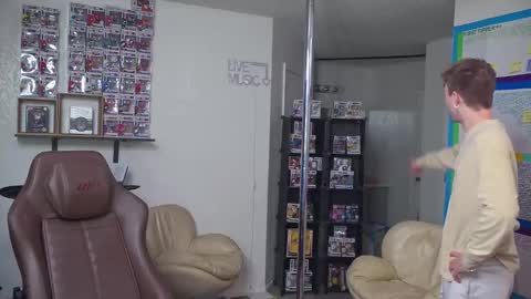 Matt Cash online show from 03/10/25, 01:12