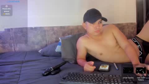Snapshot of mattcoom chatting on 12/17/24, 12:11 Matt Coom Independent model online show from 12/17/24, 12:11