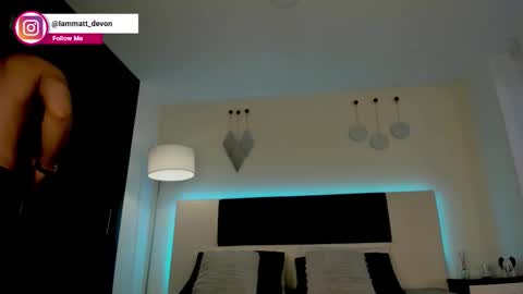 Snapshot of mattdevon chatting on 12/17/25, 04:18 Matt online show from 12/17/25, 04:18