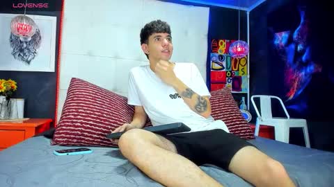 ---Matteo--- online show from 09/21/25, 04:14