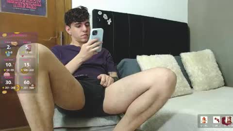 Snapshot of matteo12_ chatting on 07/02/26, 04:18 ---Matteo--- online show from 07/02/26, 04:18