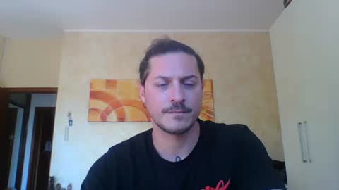 Snapshot of matteushh87 chatting on 04/24/26, 08:50 matteushh87 online show from 04/24/26, 08:50