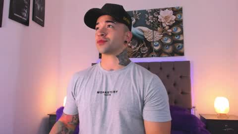 Matthew INDEPENDENT MODEL online show from 04/16/26, 01:50