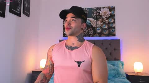 Snapshot of matthew_colee chatting on 06/25/26, 02:11 Matthew INDEPENDENT MODEL online show from 06/25/26, 02:11