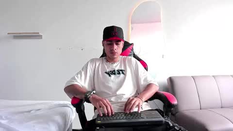 Matthew online show from 12/04/25, 05:21