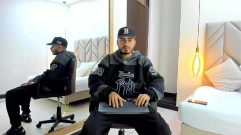 Snapshot of matthewcullenn chatting on 02/02/26, 04:11 Matthew online show from 02/02/26, 04:11