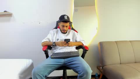 Snapshot of matthewcullenn chatting on 02/06/26, 09:07 Matthew online show from 02/06/26, 09:07