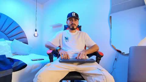 Snapshot of matthewcullenn chatting on 03/01/26, 02:35 Matthew online show from 03/01/26, 02:35