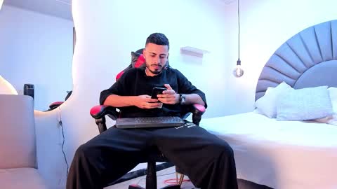 Matthew online show from 03/04/26, 05:57