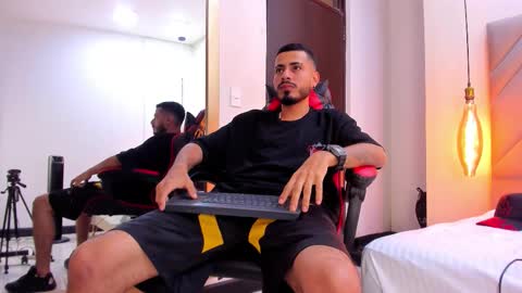 Matthew online show from 03/08/26, 05:00