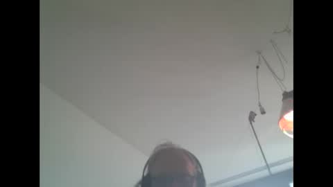 Snapshot of matthy60 chatting on 09/17/25, 07:32 Matthias online show from 09/17/25, 07:32