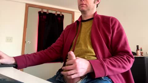 Snapshot of mattiufr chatting on 12/11/24, 03:47 Matt online show from 12/11/24, 03:47