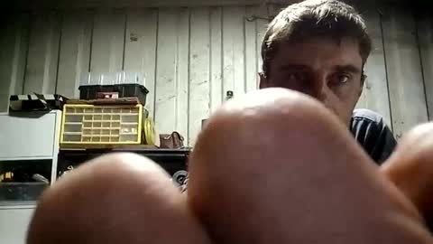 Snapshot of mattlesnake_101 chatting on 02/21/26, 10:27 mattlesnake_101 online show from 02/21/26, 10:27