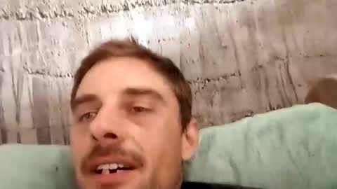 Snapshot of mattlesnake_101 chatting on 03/01/26, 02:35 mattlesnake_101 online show from 03/01/26, 02:35