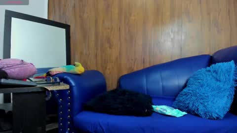 Snapshot of mature_beautiful chatting on 02/14/25, 12:14 Lucy online show from 02/14/25, 12:14