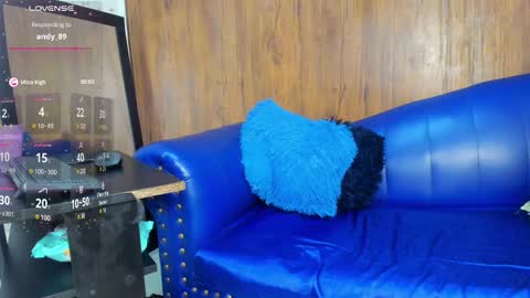 Snapshot of mature_beautiful chatting on 03/03/25, 12:48 Lucy online show from 03/03/25, 12:48