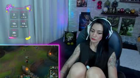 Snapshot of mature_gamer chatting on 11/15/25, 04:36 Nath online show from 11/15/25, 04:36