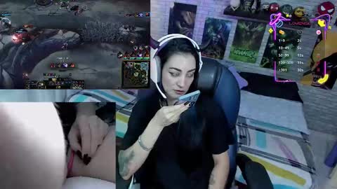 Snapshot of mature_gamer chatting on 12/16/25, 02:44 Nath online show from 12/16/25, 02:44