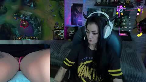 Snapshot of mature_gamer chatting on 02/09/26, 02:32 Nath online show from 02/09/26, 02:32