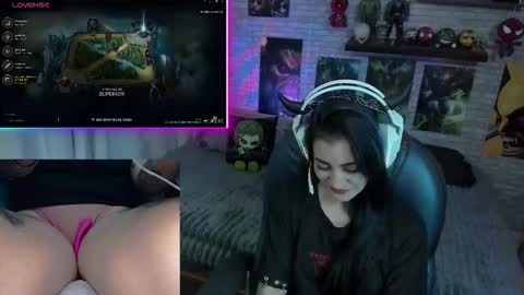 Snapshot of mature_gamer chatting on 02/14/26, 09:22 Nath online show from 02/14/26, 09:22