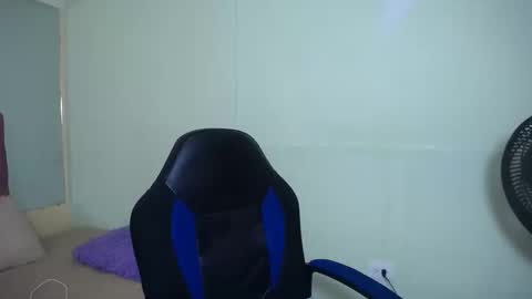 Martina online show from 02/25/25, 05:52