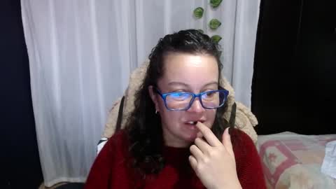 Snapshot of mature_wolf chatting on 01/14/25, 12:24 Sonia online show from 01/14/25, 12:24